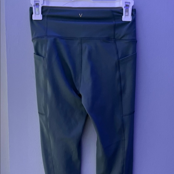 victoria’s secret pocket legging - Picture 3 of 4